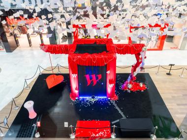 Eventdeco_Westfield Černy Most_instalace_valentyn