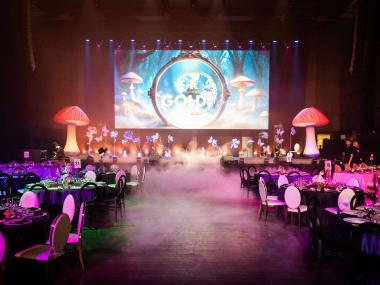 Eventdeco-Forum Karlin-dekorace na miru-vyroba