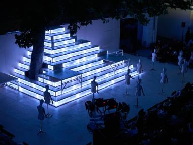 Eventdeco-Letní scéna Museum Kampa-světelné dekorace